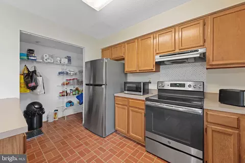 Kitchen - 2 Little Brook Ct, Windsor Mill, MD 21244 photo 2 of 2