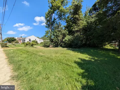 606 Myrth Ave, Essex, MD 21221