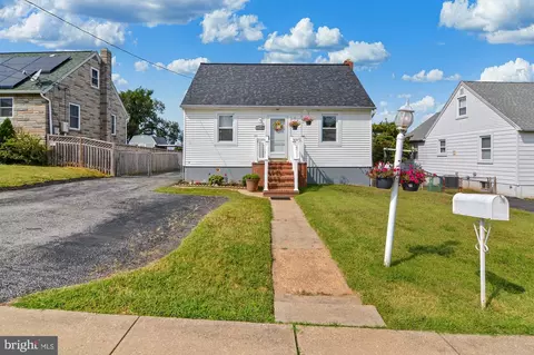 Exterior - 2216 Smith Ave, Halethorpe, MD 21227 photo 6 of 6