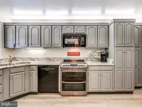 402 Brightwood Club Dr #402, Lutherville Timonium, MD 21093