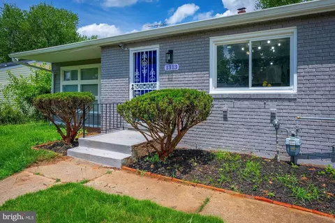 1313 Idylwood Rd, Pikesville, MD 21208