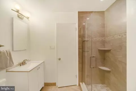 28 Stoneridge Ct, Baltimore, MD 21239 photo 18
