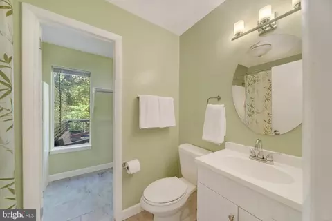 28 Stoneridge Ct, Baltimore, MD 21239 photo 10