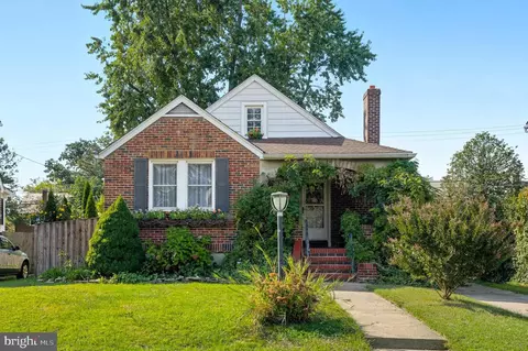 7908 Ardmore Ave, Parkville, MD 21234