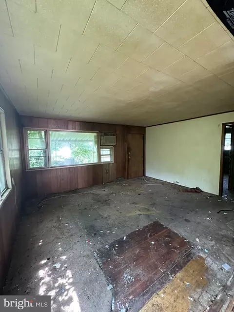 Living - 1216 2nd Rd, Middle River, MD 21220 photo 3 of 3