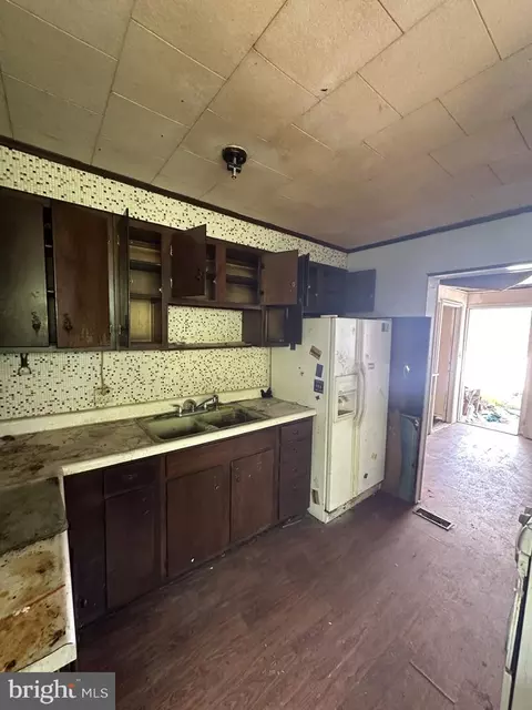 Kitchen - 1216 2nd Rd, Middle River, MD 21220 photo 1 of 2