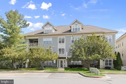 8801 Stone Ridge Cir #101, Pikesville, MD 21208