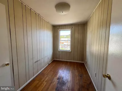 Bedroom - 904 Elton Ave, Baltimore, MD 21224 photo 2 of 2