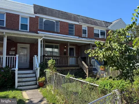 Exterior - 904 Elton Ave, Baltimore, MD 21224 photo 2 of 3