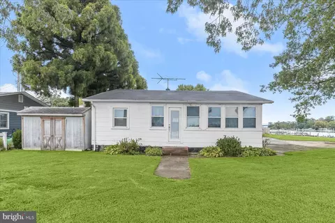 116 Kingston Park Ln, Middle River, MD 21220