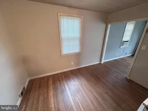 1705 Summit Ave, Halethorpe, MD 21227 photo 7