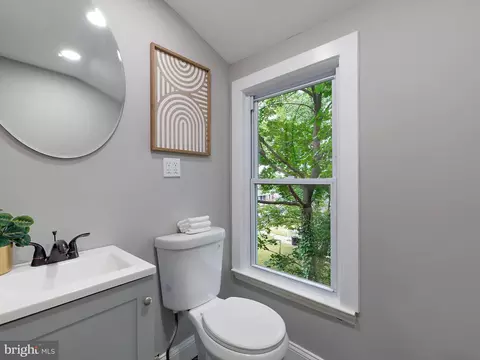 212 4th Ave, Halethorpe, MD 21227 photo 19