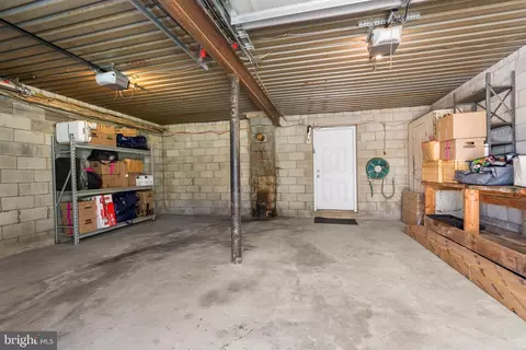 Exterior - 329 Everett Rd, Monkton, MD 21111 photo 7 of 16
