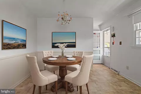 Dining - 5912 Daybreak Ter, Baltimore, MD 21206 photo 1 of 1