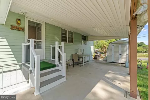Exterior - 5912 Daybreak Ter, Baltimore, MD 21206 photo 1 of 6