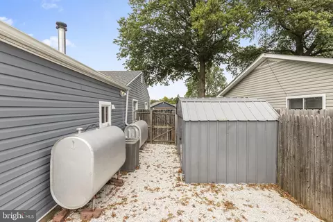 18 Right Wing Dr, Middle River, MD 21220 photo 23