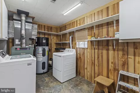 18 Right Wing Dr, Middle River, MD 21220 photo 17