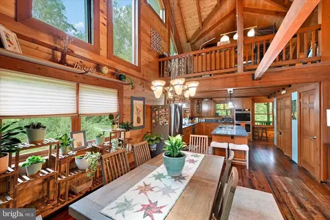 Dining - 13121 Bottom Rd, Hydes, MD 21082 photo 3 of 4
