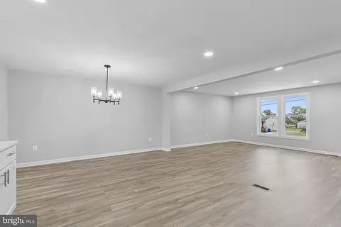 1922 Bell Ave, Halethorpe, MD 21227 photo 35