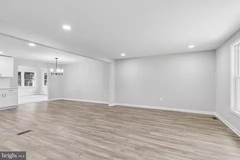 1922 Bell Ave, Halethorpe, MD 21227 photo 26