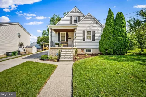 2704 Wildberger Ave, Parkville, MD 21234