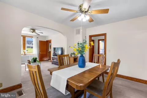 1229 Leeds Ter, Halethorpe, MD 21227 photo 8