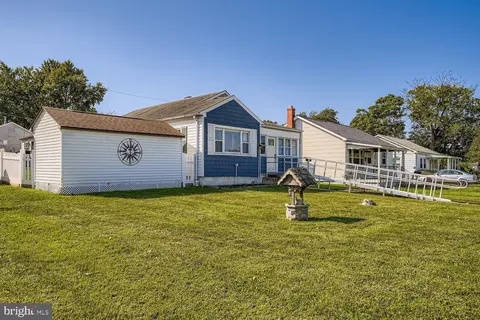 Exterior - 561 Compass Rd, Middle River, MD 21220 photo 1 of 8