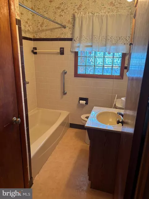6015 Ebenezer Rd, White Marsh, MD 21162 photo 24