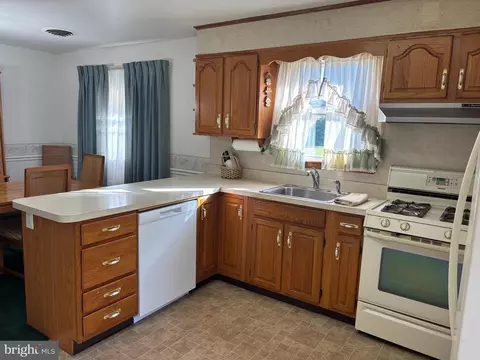 6015 Ebenezer Rd, White Marsh, MD 21162 photo 15