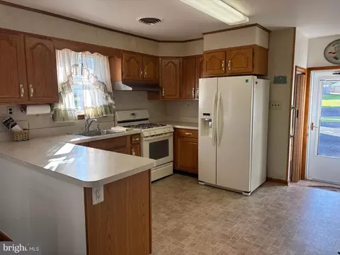 6015 Ebenezer Rd, White Marsh, MD 21162 photo 14