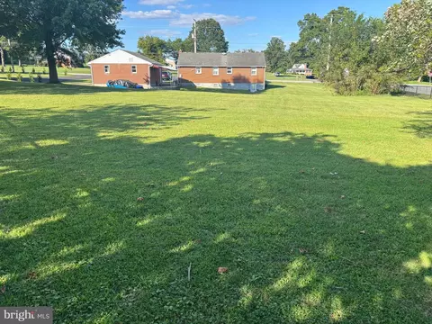 6015 Ebenezer Rd, White Marsh, MD 21162 photo 4