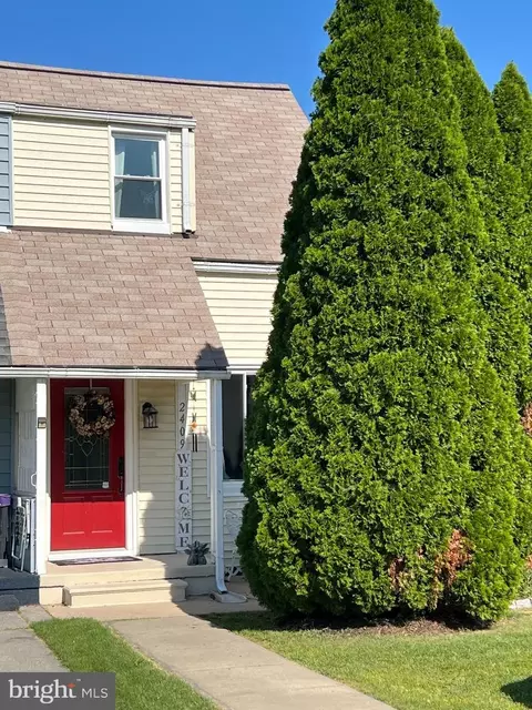 2409 Woodridge Rd, Sparrows Point, MD 21219