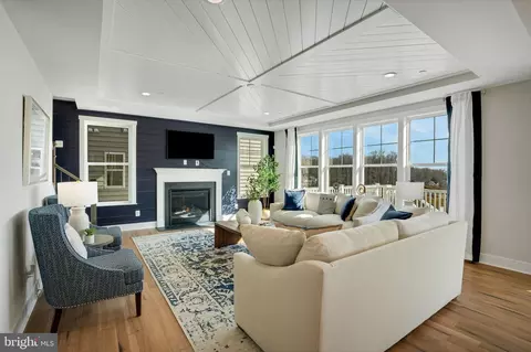 Living - Winterode Way, Nottingham, MD 21236 photo 1 of 1