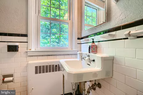 Bath - 305 Regester Ave, Baltimore, MD 21212 photo 1 of 4