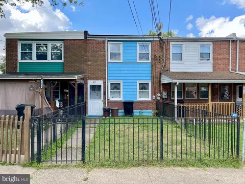 1017 Fredonia Ct, Halethorpe, MD 21227