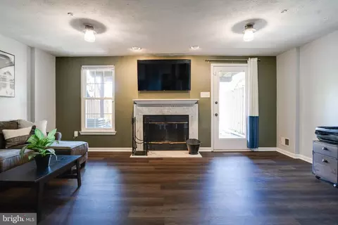 Living - 16 Sandview Ct, Baltimore, MD 21209 photo 1 of 3