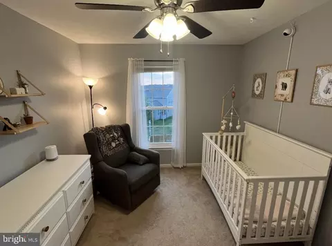Bedroom - 16 Sandview Ct, Baltimore, MD 21209 photo 10 of 11