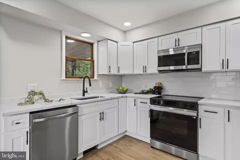 Kitchen - 5820 Farmview Ave, Baltimore, MD 21206 photo 1 of 1