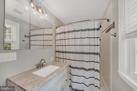 Bath - 402 Dixie Dr, Towson, MD 21204 photo 1 of 3