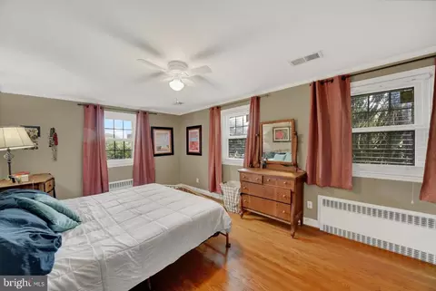 Bedroom - 402 Dixie Dr, Towson, MD 21204 photo 1 of 6