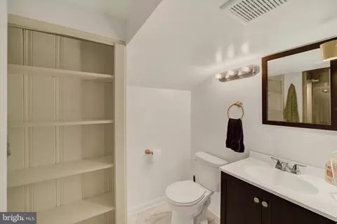 Bath - 402 Dixie Dr, Towson, MD 21204 photo 2 of 3