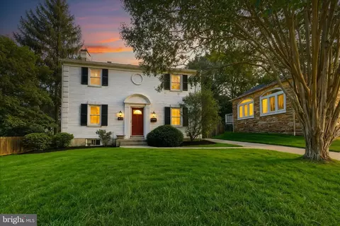 Exterior - 402 Dixie Dr, Towson, MD 21204 photo 6 of 6