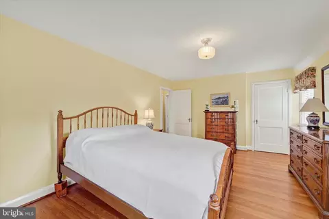 Bedroom - 634 Overbrook Rd, Baltimore, MD 21212 photo 4 of 4