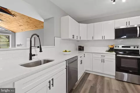 Kitchen - 708 E Seminary, Towson, MD 21286 photo 2 of 2