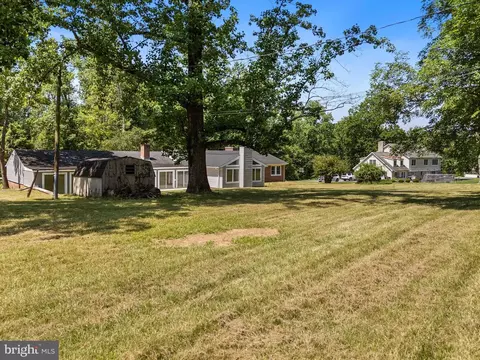 Exterior - 708 E Seminary, Towson, MD 21286 photo 7 of 9