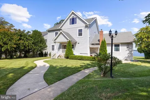 Exterior - 7521 Chesapeake Ave, Edgemere, MD 21219 photo 1 of 14