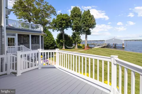 Exterior - 7521 Chesapeake Ave, Edgemere, MD 21219 photo 12 of 14