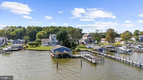 View/Area - 7521 Chesapeake Ave, Edgemere, MD 21219 photo 7 of 15
