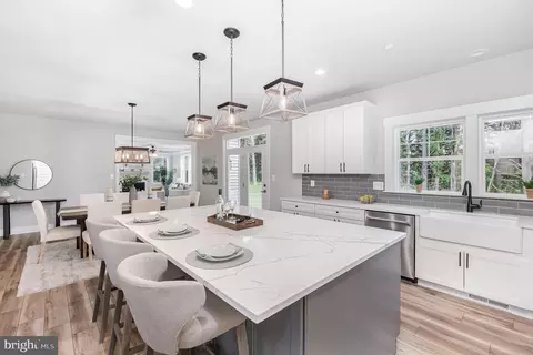 Kitchen - 3104 Paper Mill Rd, Phoenix, MD 21131 photo 4 of 4