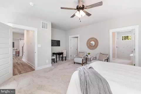 Bedroom - 3104 Paper Mill Rd, Phoenix, MD 21131 photo 2 of 10